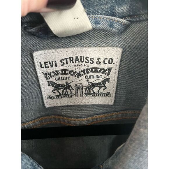 Levi’s Western Silver Star Studded Denim Vest sz M EUC - Picture 6 of 7